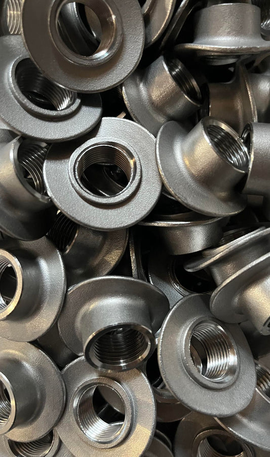 M18 304SS Flanged Saddle Bung